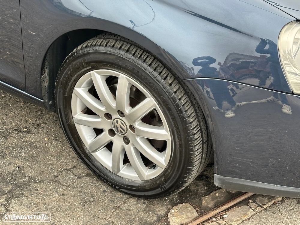 VW Golf Variant 1.9 TDi DPF Confortline DSG - 19