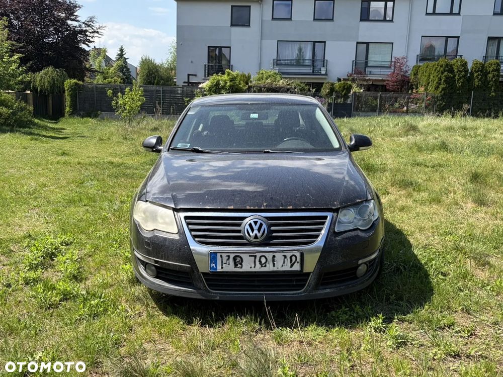 Volkswagen Passat 2.0 TDI Comfortline - 8