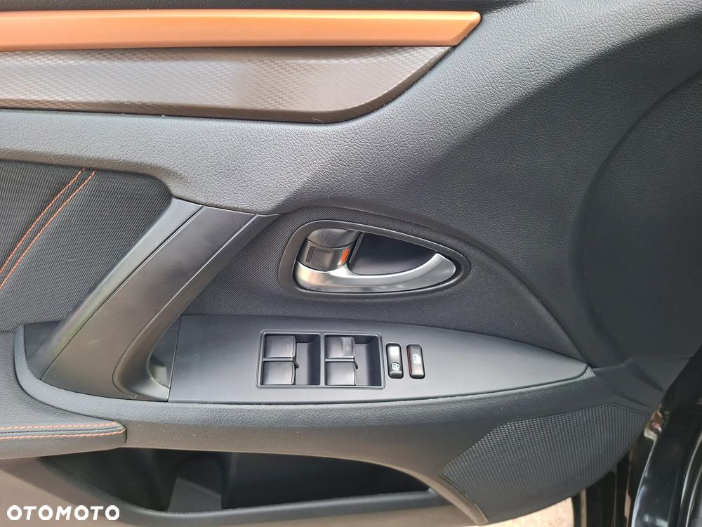 Toyota Avensis 2.0 D-4D Premium - 11