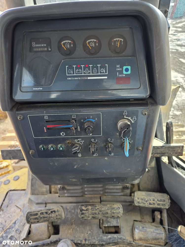 Komatsu - 13
