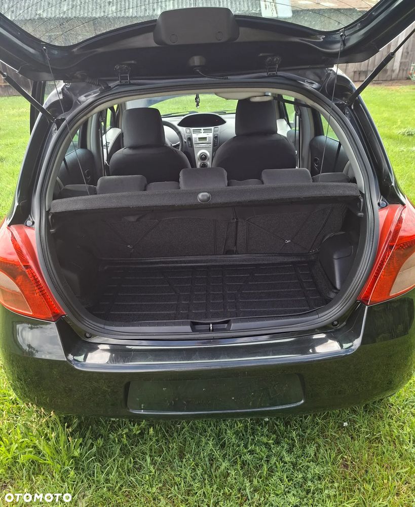 Toyota Yaris 1.3 Luna - 20
