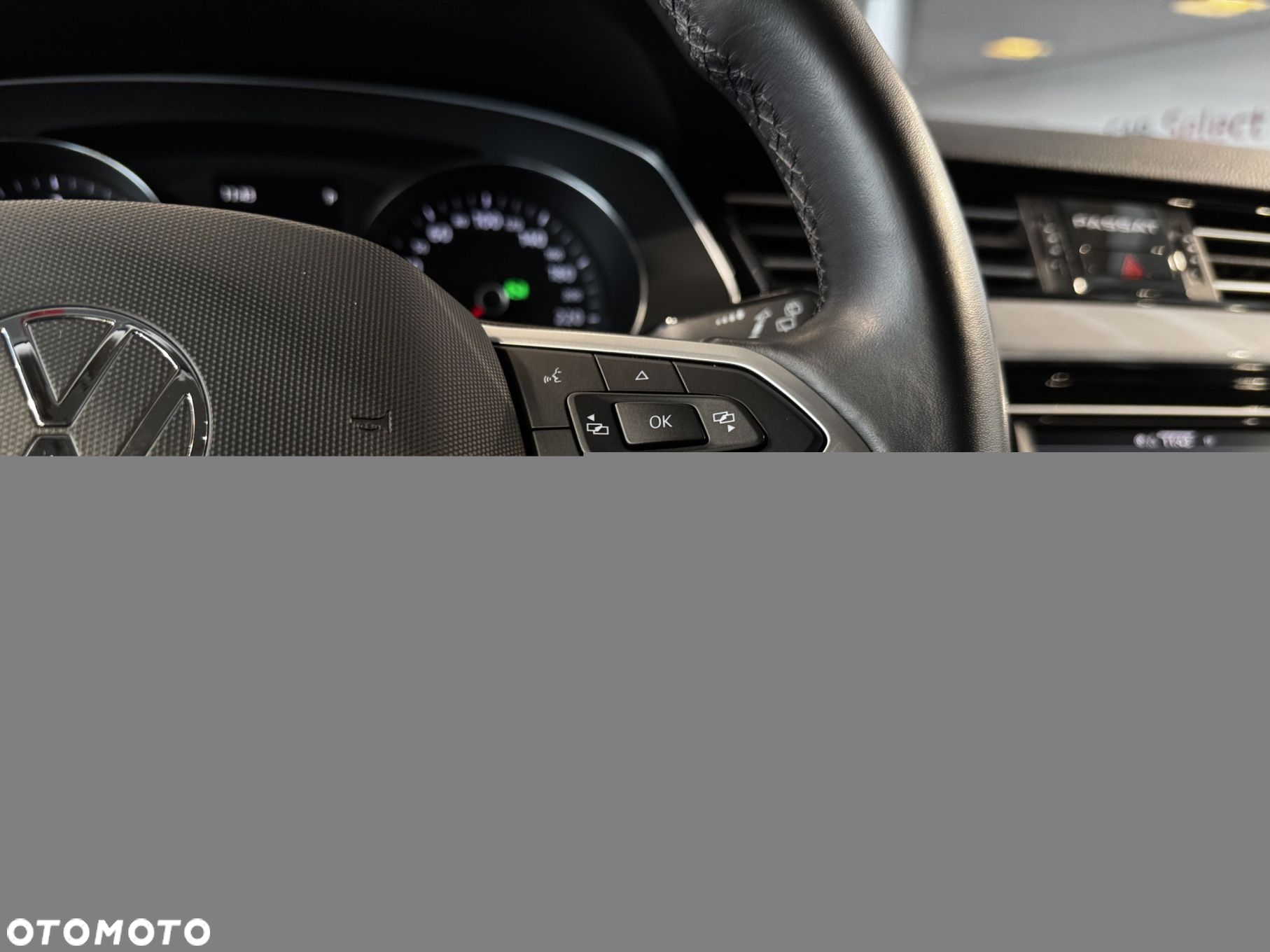 Volkswagen Passat - 22