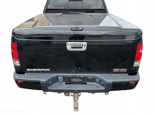 GMC SIERRA SILVERADO 07-14R BURTA TYLNA PAKI SKRZYNI ŁADUNKOWEJ