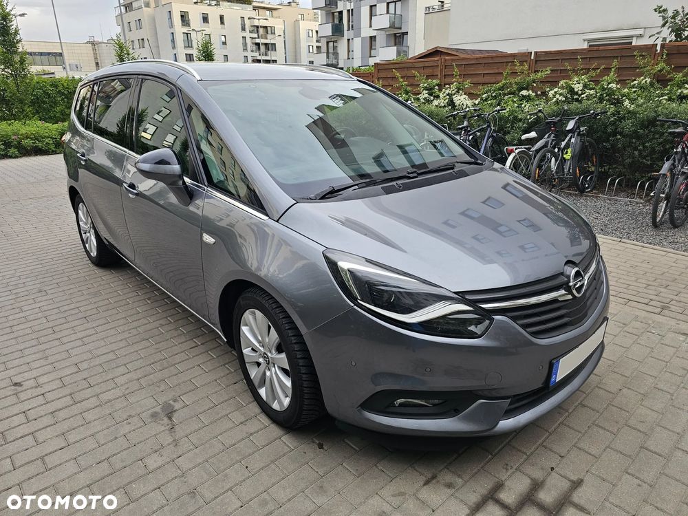 Opel Zafira - 1