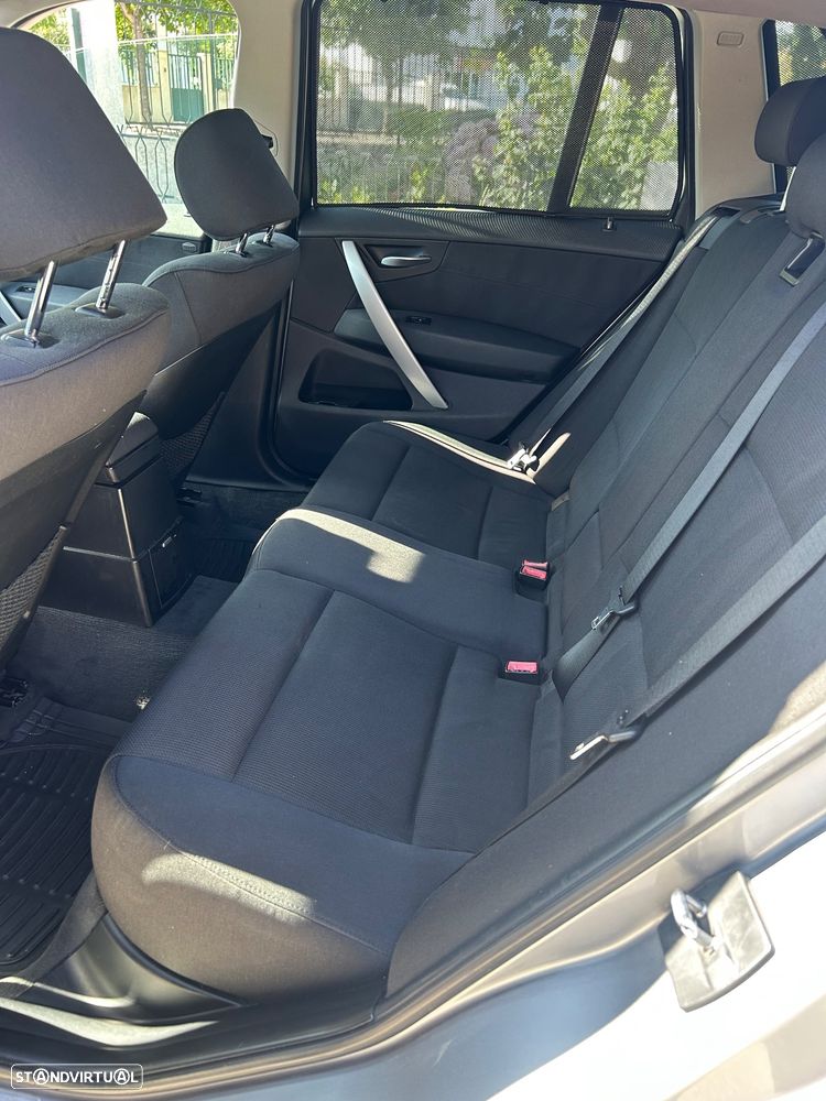 BMW X3 2.0 d - 12