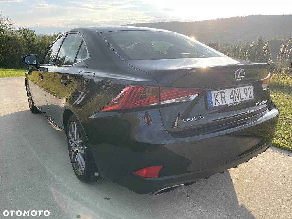 Lexus IS 200t / 300 Elegance - 25