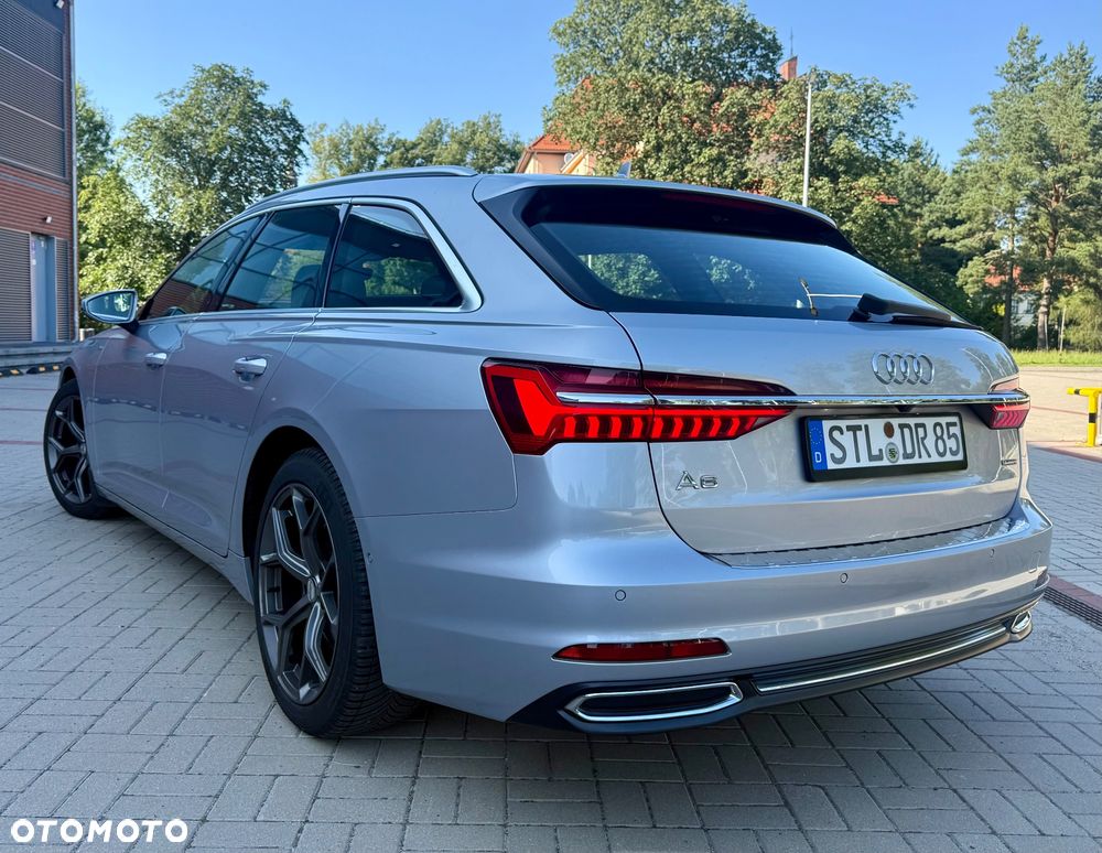 Audi A6 Avant 40 TDI quattro S tronic S line - 4