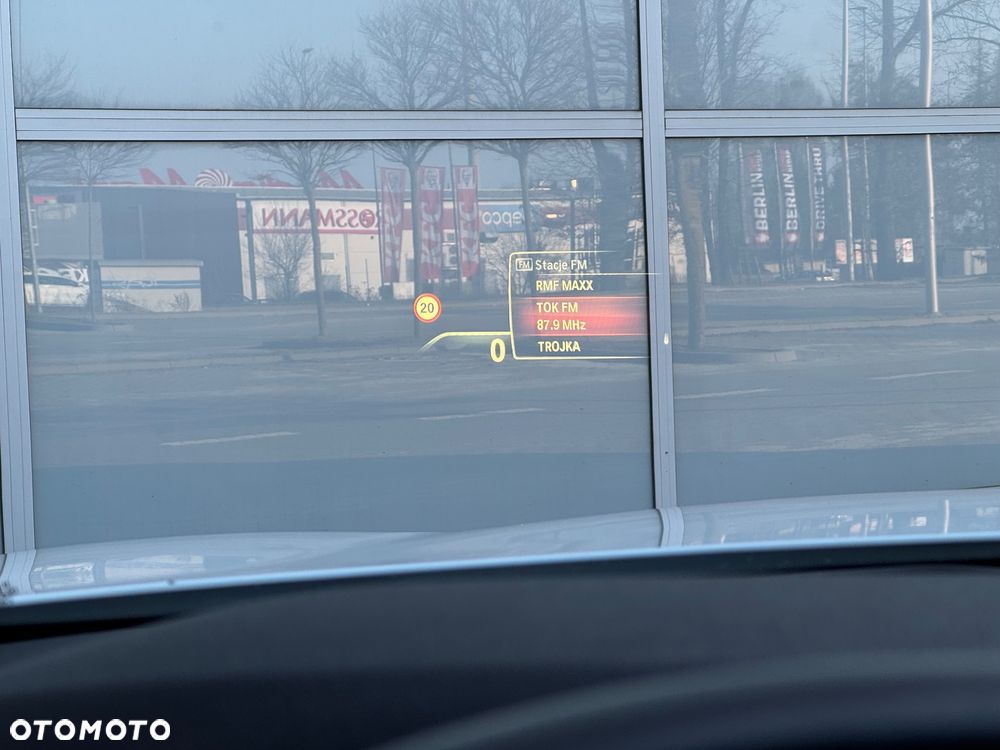 BMW Seria 5 520d M Sport - 5