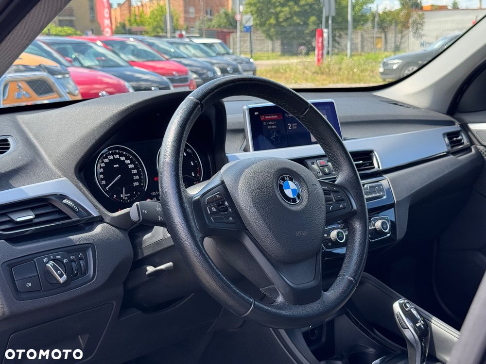 BMW X1 sDrive16d - 21