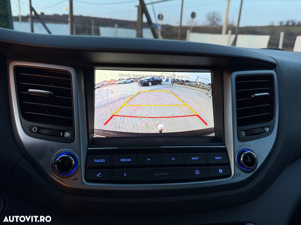 Hyundai Tucson blue 1.7 CRDi 2WD DCT Premium - 15