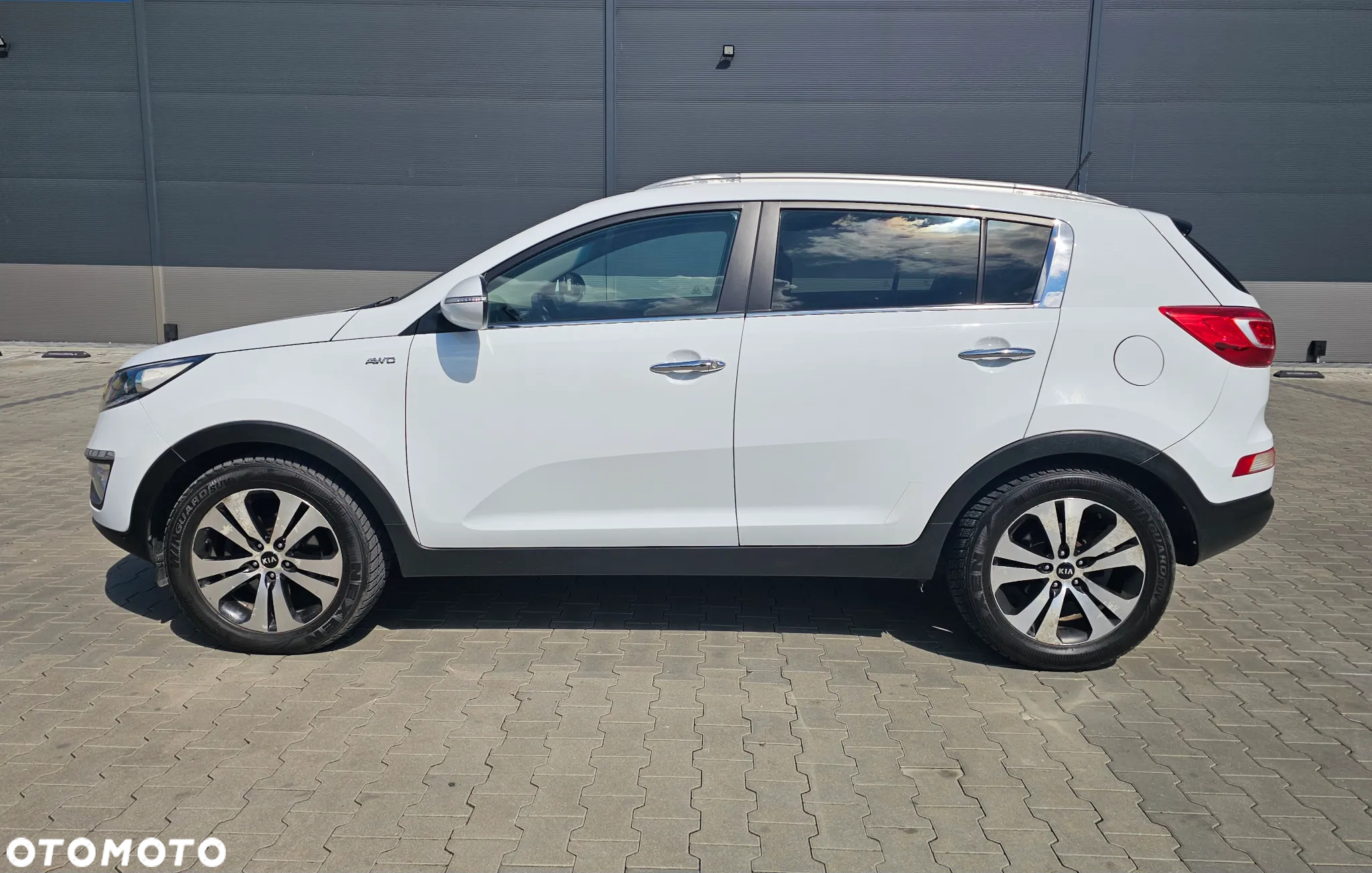 Kia Sportage 2.0 CRDI XL - 3