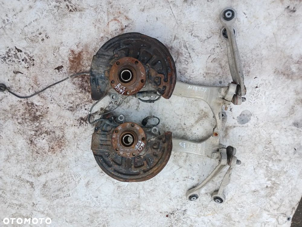 Zwrotnica Audi A6 C5 2.8 3.0 Quattro ALUMINIOWA prawa przód przednia piasta KOMPLETNA Audi A4 B6 B7 - 2