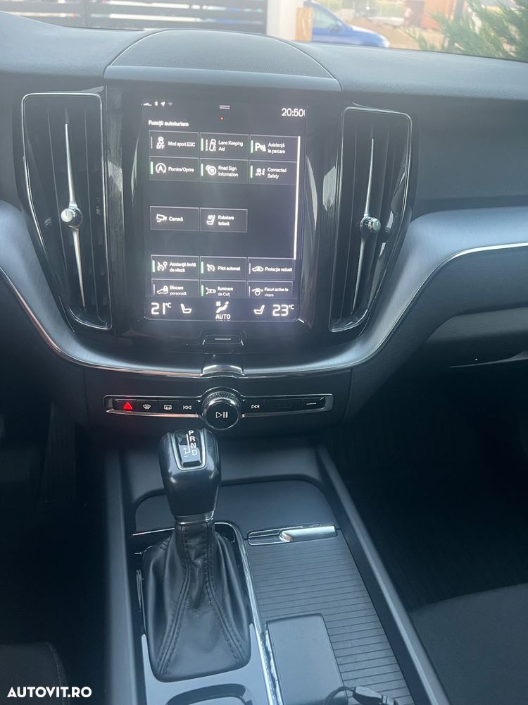 Volvo XC 60 - 6