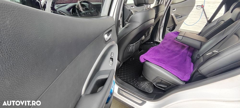 Hyundai Santa Fe 2.2 CRDi 4WD Premium - 9