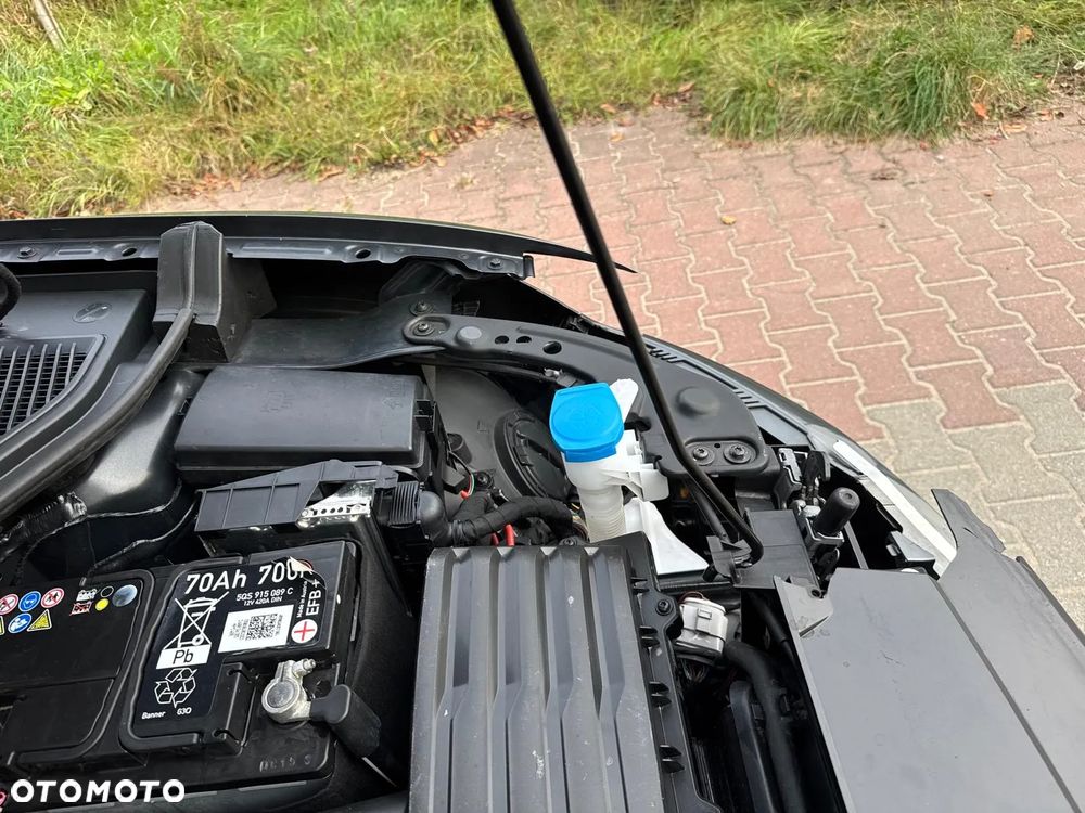 Volkswagen T-Roc - 21