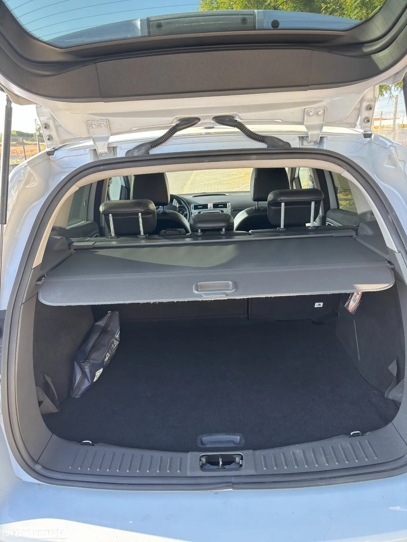 Ford Kuga 2.0 TDCi Titanium - 6