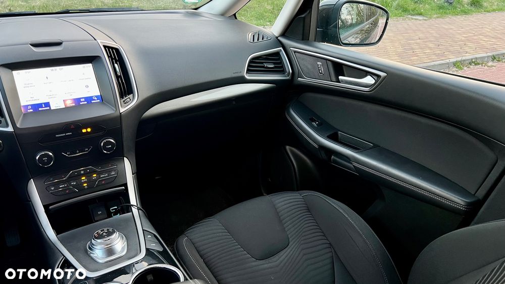 Ford S-Max 2.0 EcoBlue Titanium - 11