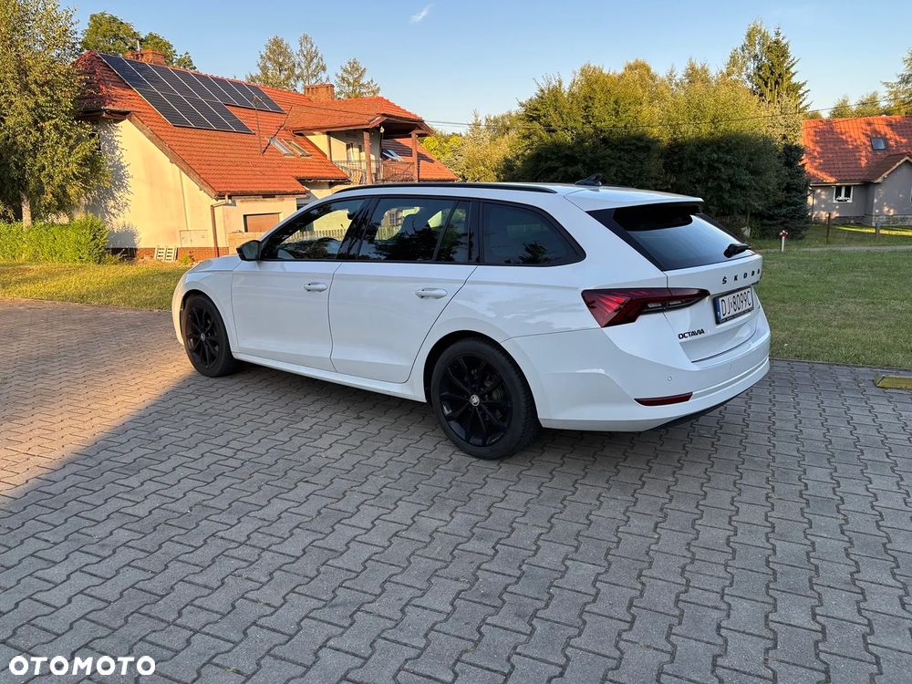 Skoda Octavia 1.5 TSI e-Tec Style DSG - 4