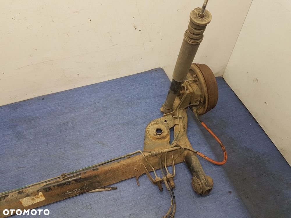 RENAULT CLIO III BELKA ZAWIESZENIA TYŁ - 4