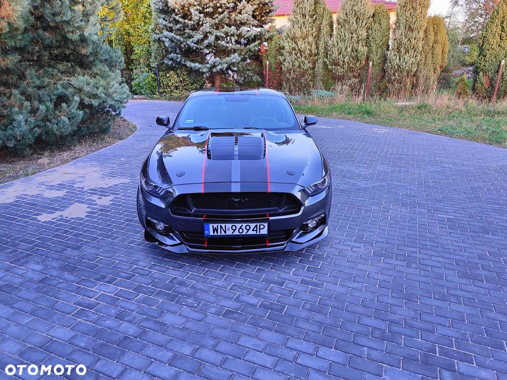 Ford Mustang 5.0 V8 GT - 1