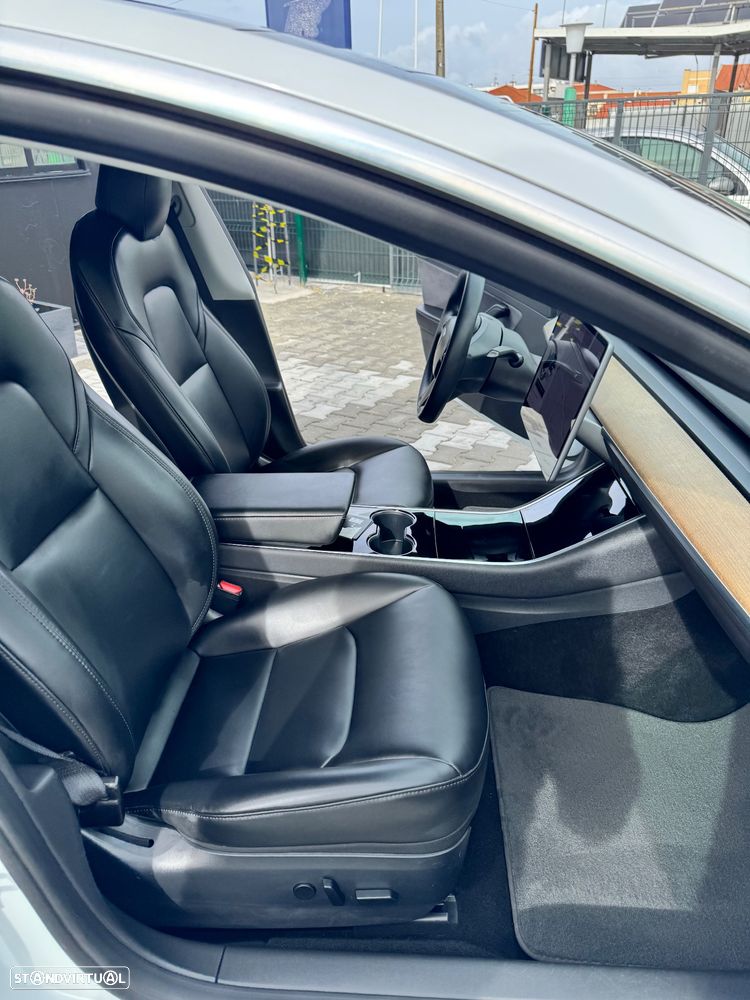 Tesla Model 3 Standard Range Plus RWD - 6