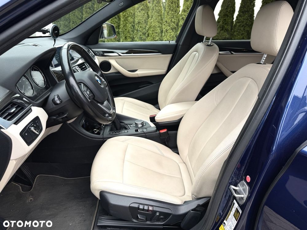 BMW X1 xDrive25i xLine - 21