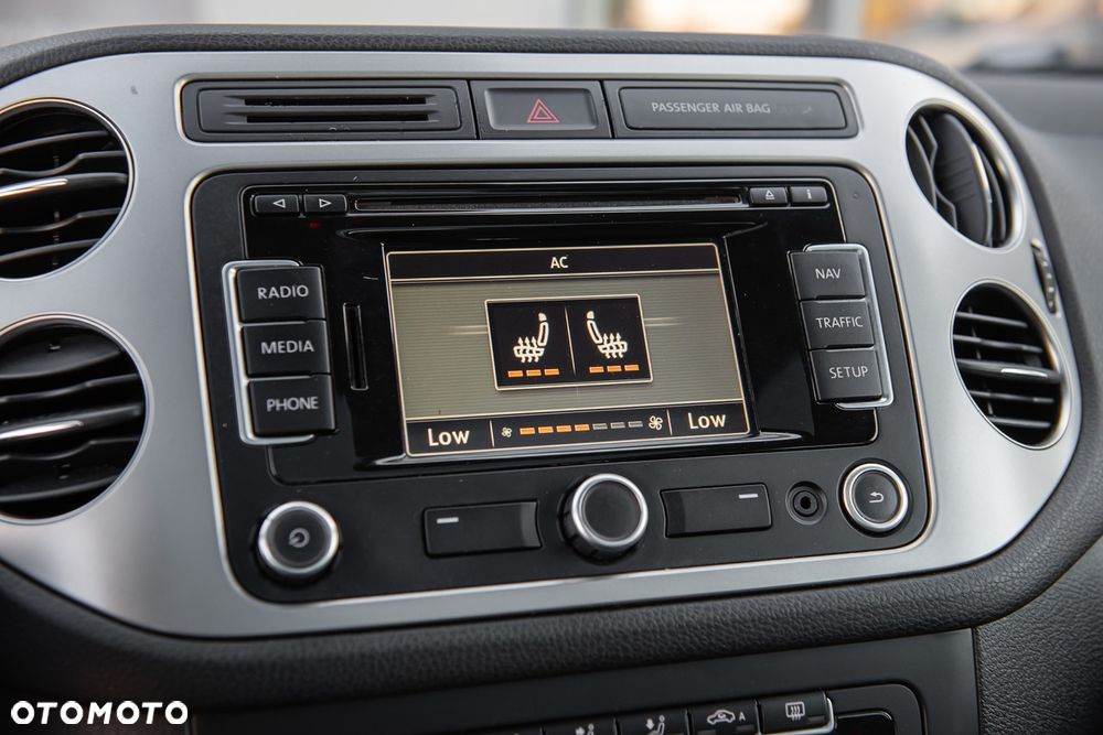 Volkswagen Tiguan 2.0 TDI SCR 4MOTION BlueMotion Technology DSG Sport & Style - 25