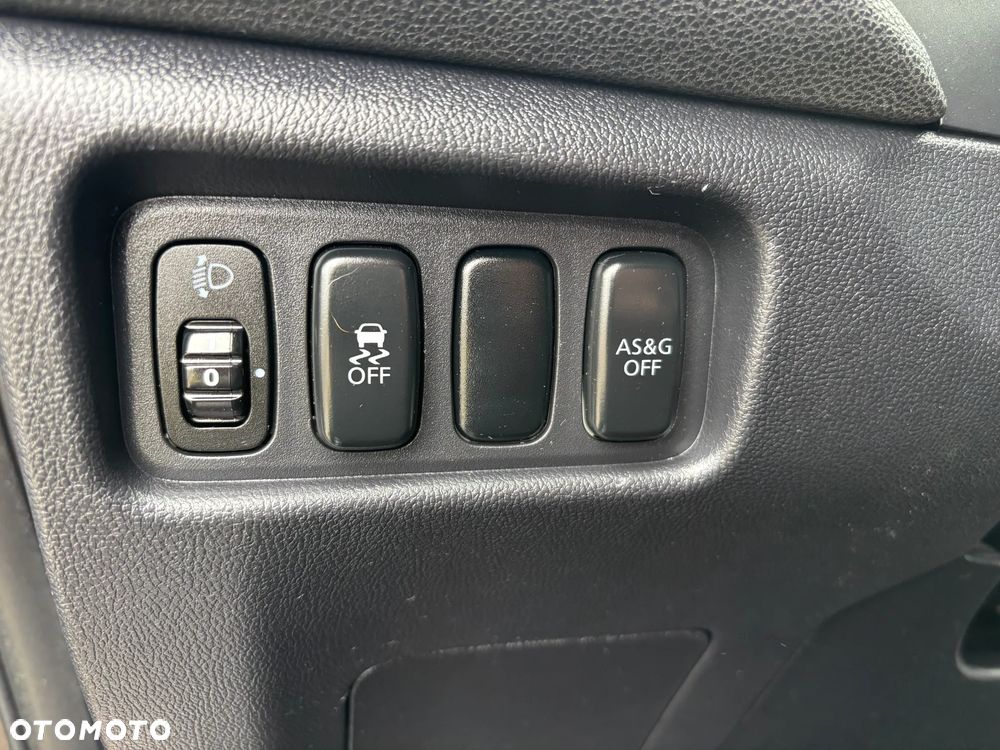 Mitsubishi ASX 1.8 DI-D 2WD Inform - 28