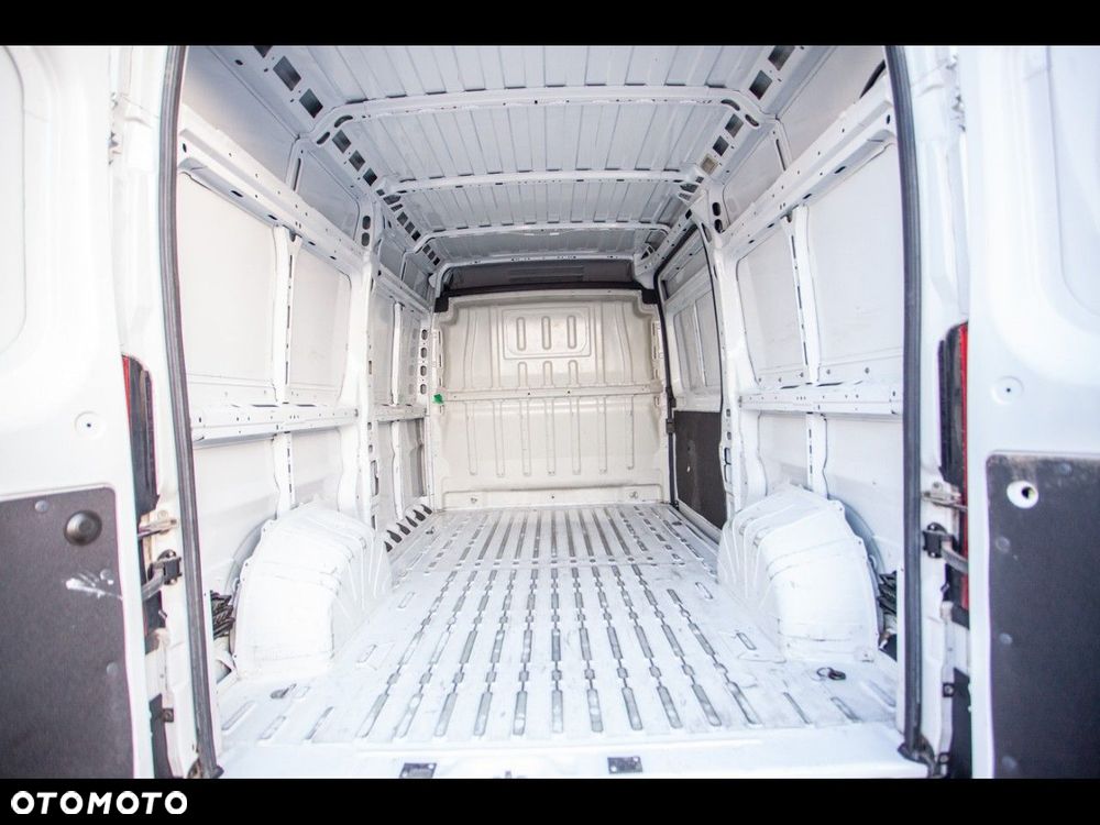 Opel Movano - 8