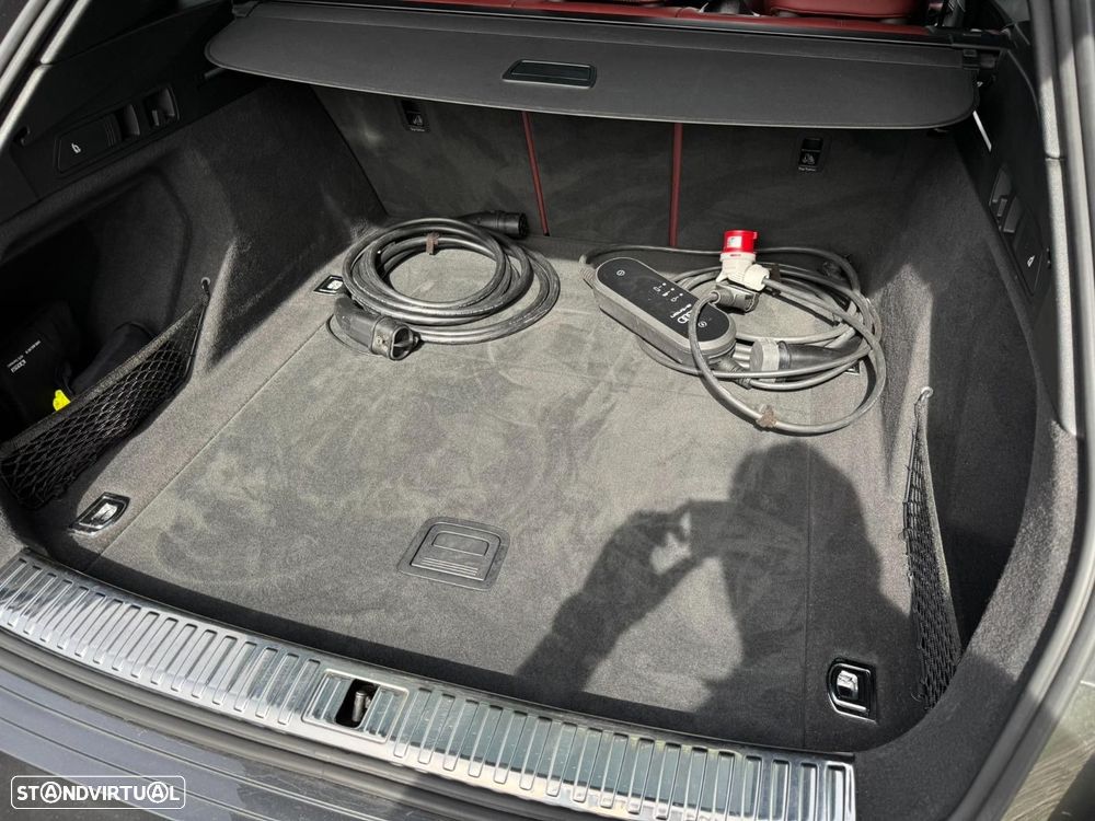 Audi e-tron S quattro - 24