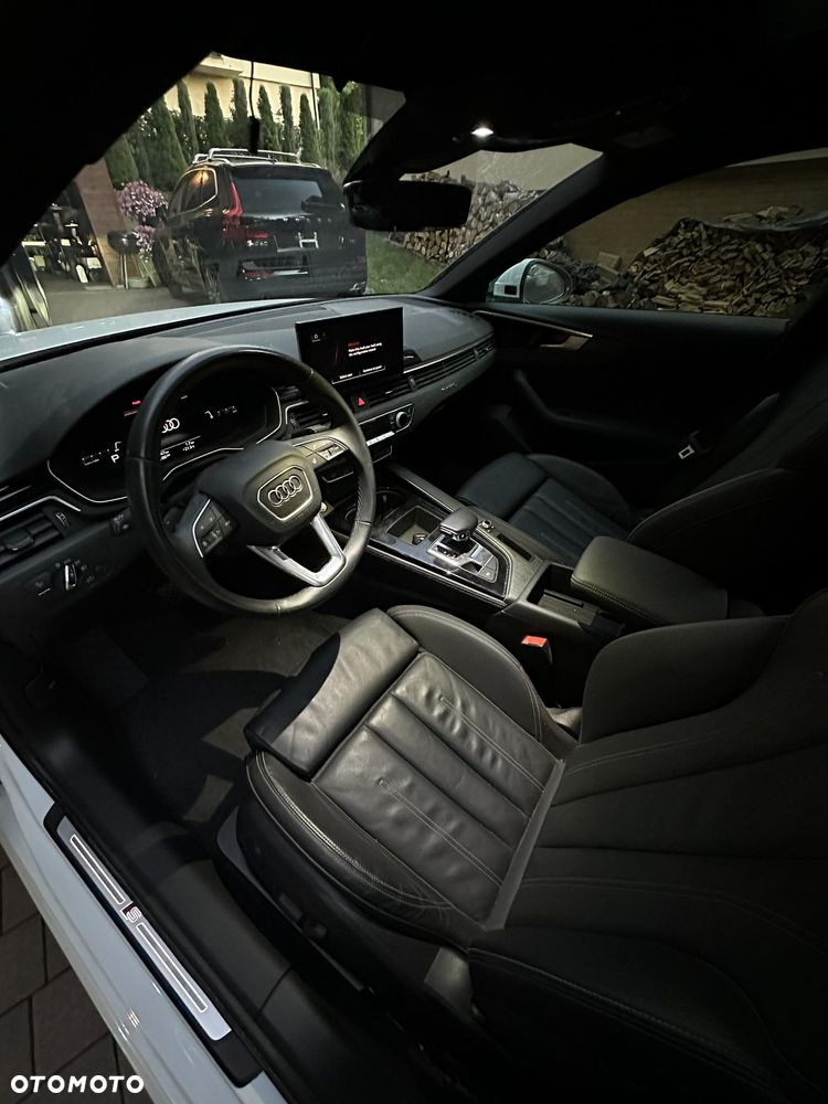 Audi A4 Limousine - 16