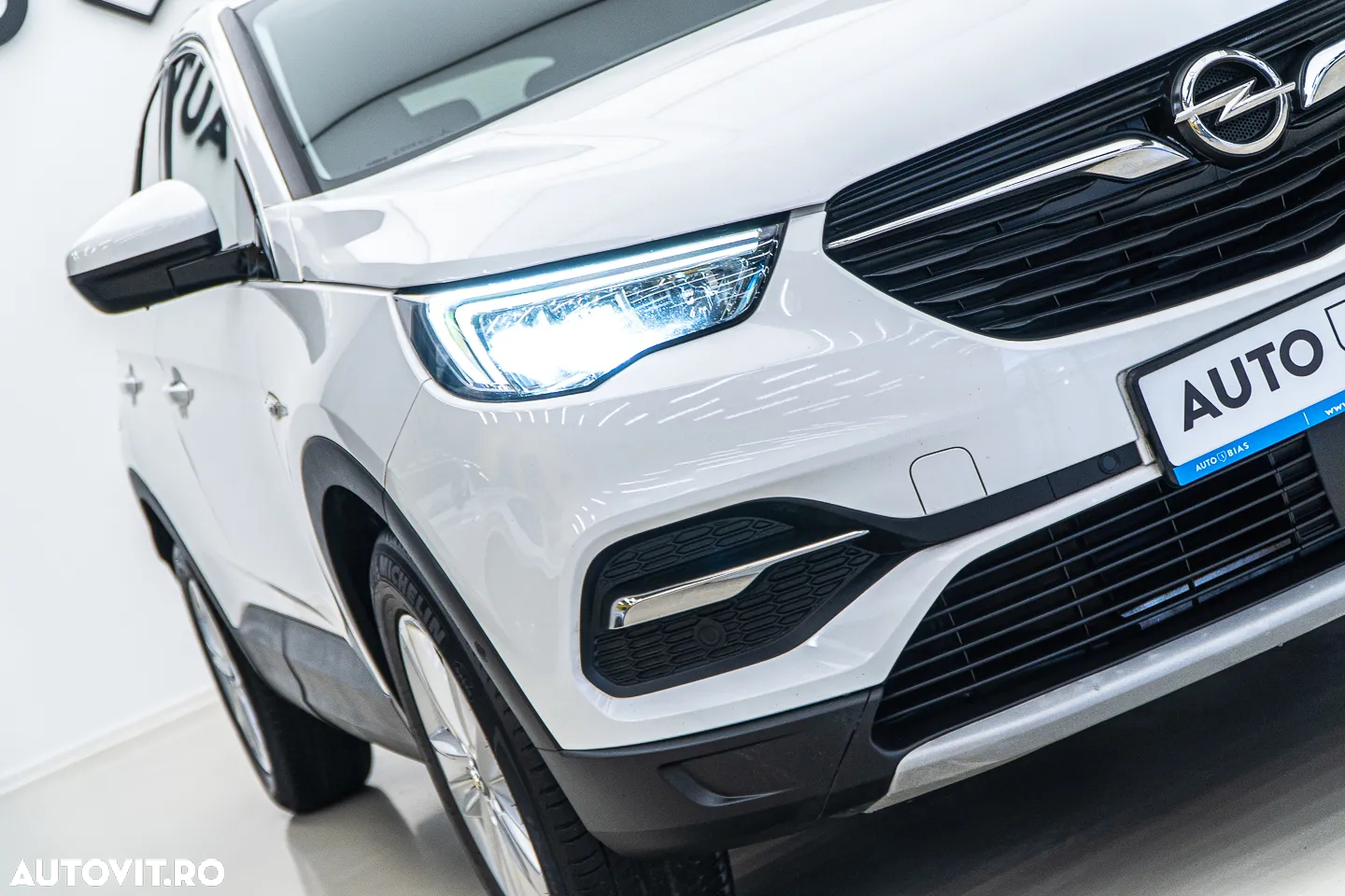 Opel Grandland X 1.2 Start/Stop Automatik INNOVATION - 30