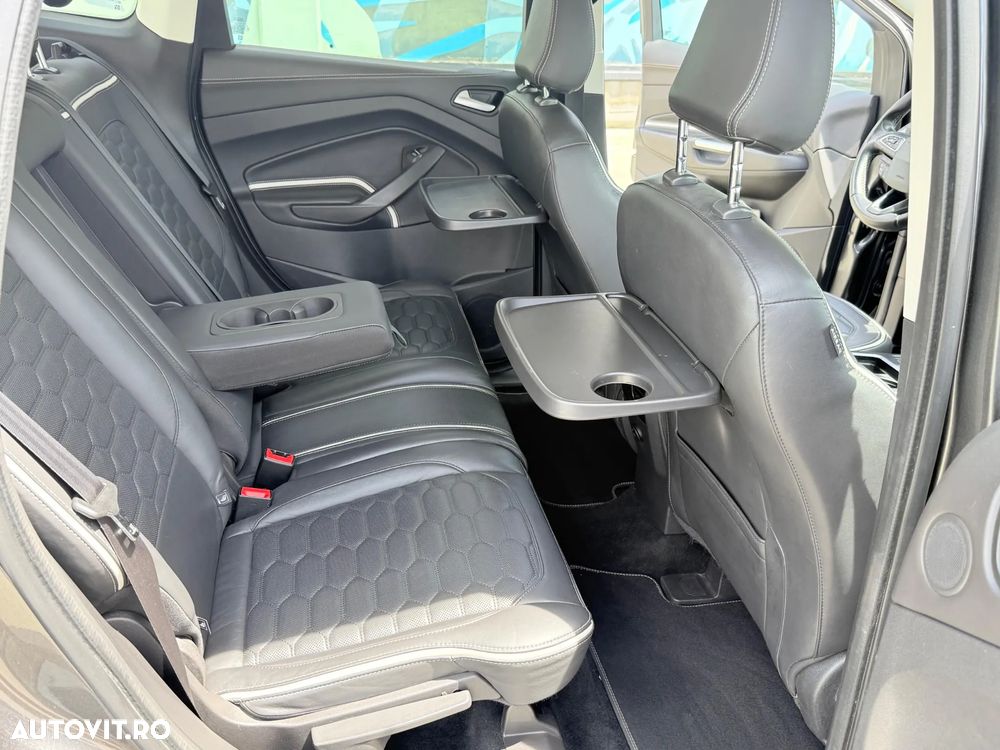 Ford Kuga - 19