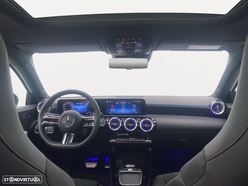 Mercedes-Benz A 250 e - 12