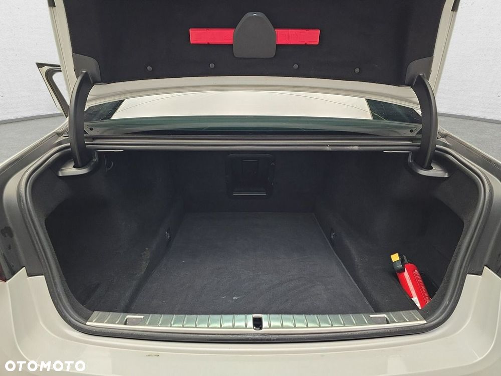 BMW Seria 7 - 13
