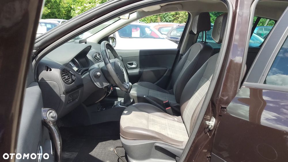 Renault Clio 1.5 dCi 90 FAP Luxe - 16