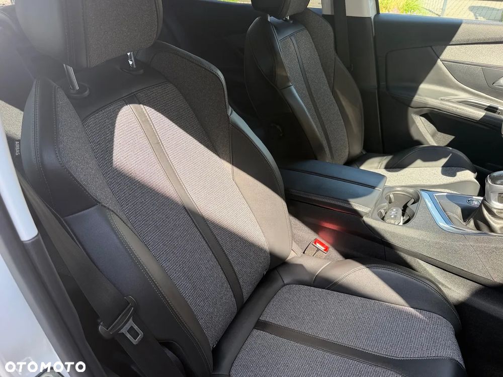 Peugeot 3008 - 15