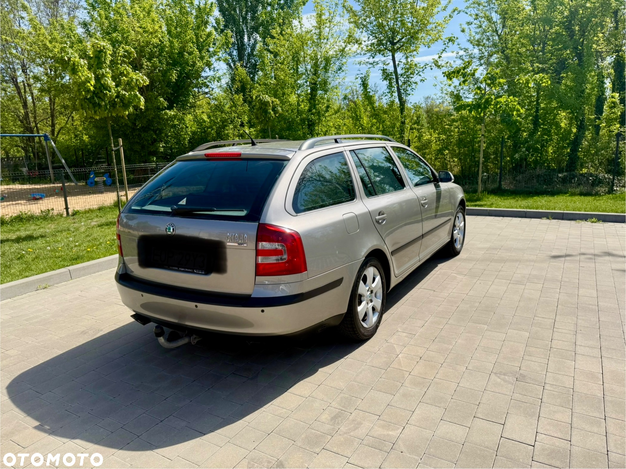 Skoda Octavia 1.6 Ambiente - 5