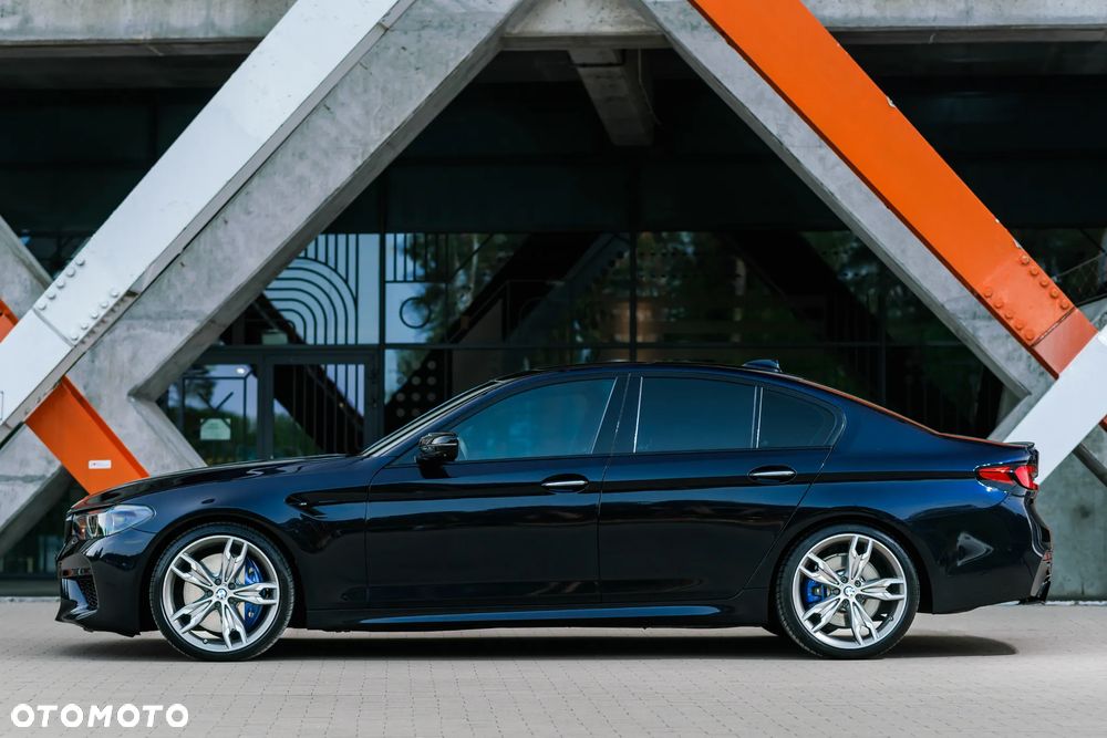 BMW Seria 5 M550d xDrive - 14