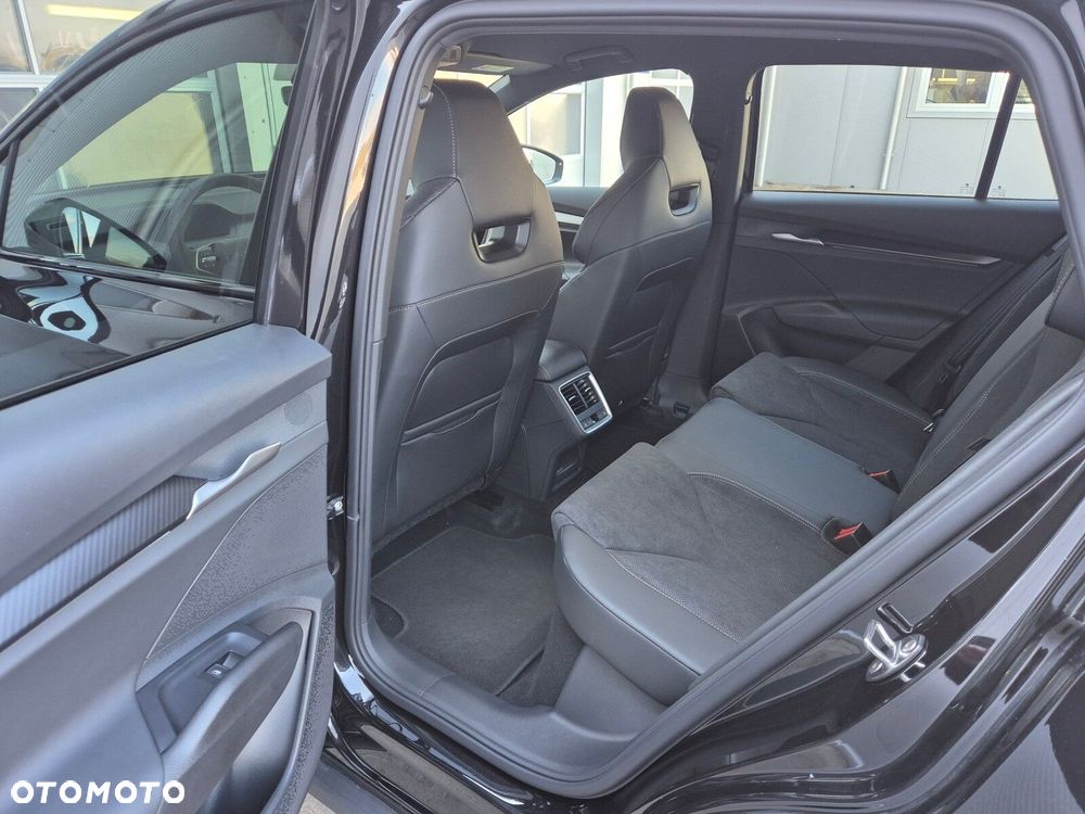 Skoda Elroq 60 63kWh Sportline - 10