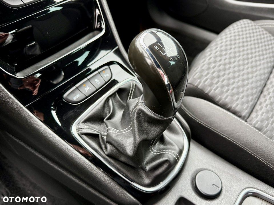 Opel Astra 1.4 Turbo Start/Stop Innovation - 28