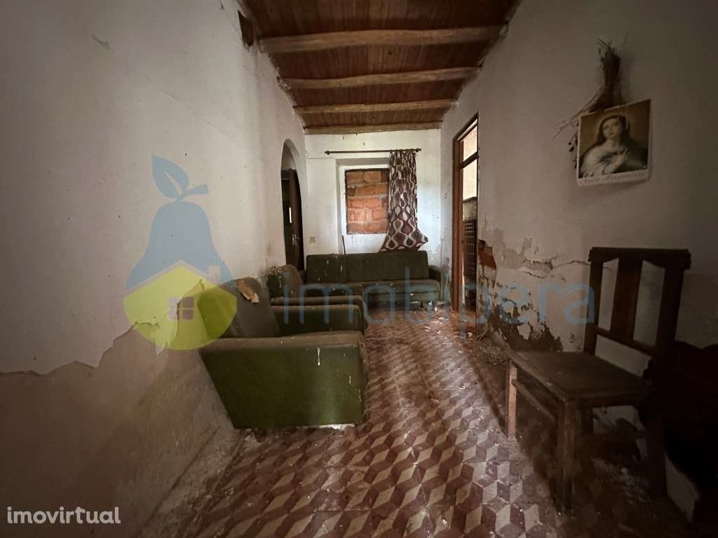 Moradia para remodelar em Mouricão S.Bartolomeu de Messines - Grande imagem: 5/10