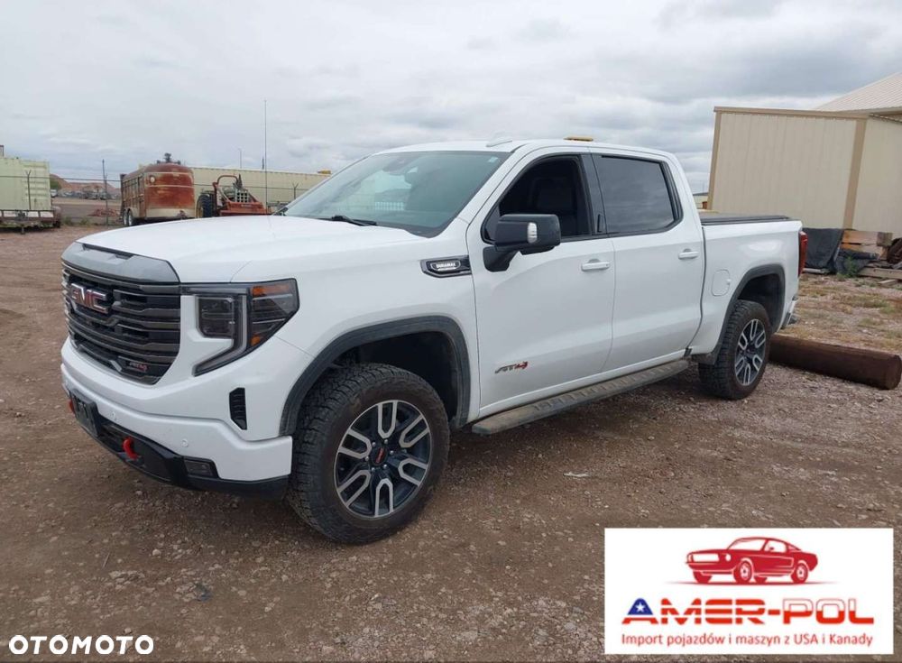 GMC Sierra