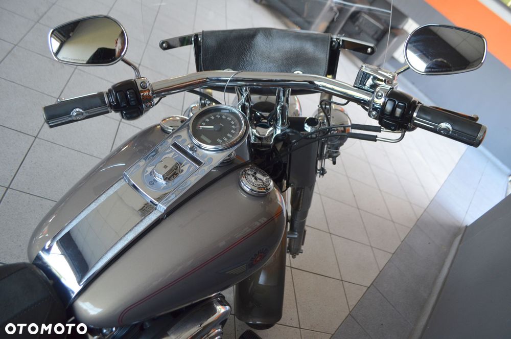 Harley-Davidson Softail Fat Boy - 30
