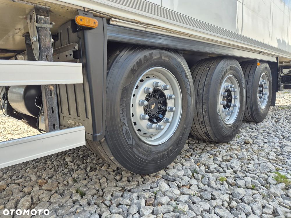 Schmitz Cargobull CARRIER MAXIMA 1300 / WINDA / DOPPEL STOCK / ŚCIANA GRODZIOWA / BELKI / PODNOSZONA OŚ / z Niemiec / TOP STAN 2011/ CARRIER CHŁODNIA CHLODNIA LODÓWKA PODWÓJNY ZAŁADUNEK PIĘTROWA - 13
