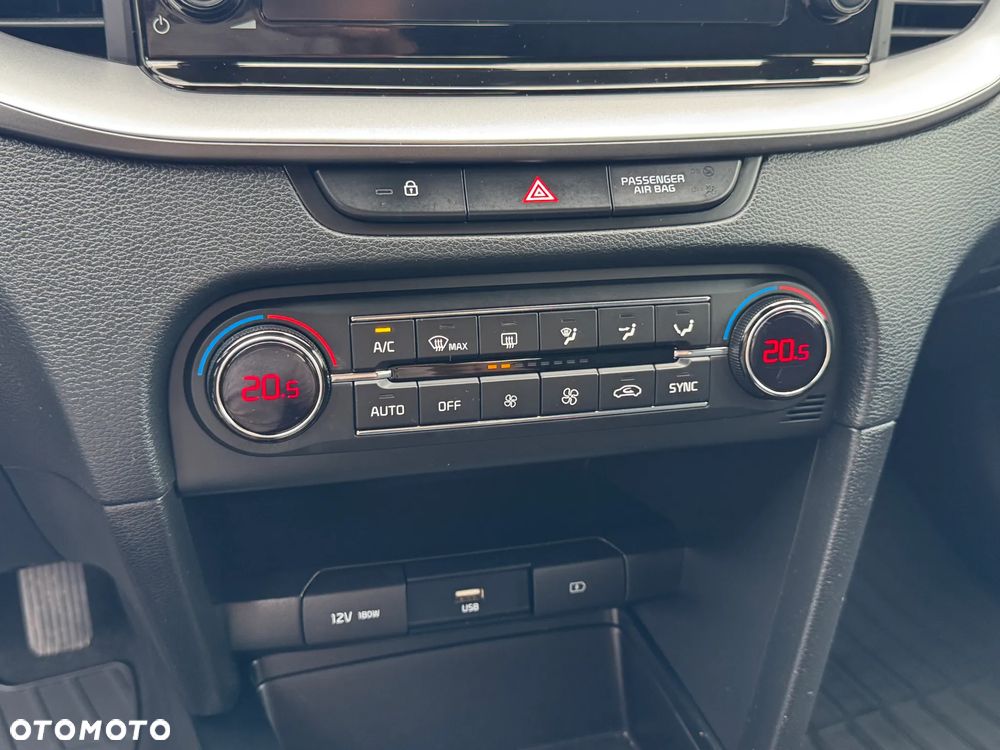 Kia XCeed 1.4 T-GDI M - 20