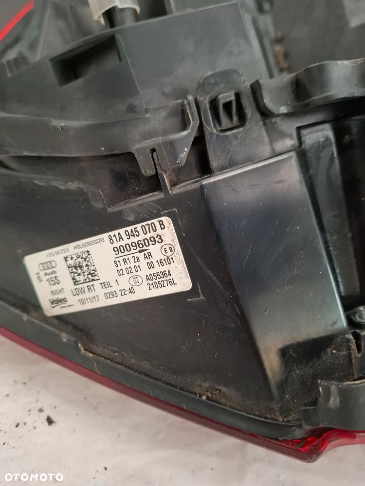 AUDI Q2 LAMPA PRAWA TYŁ - 3