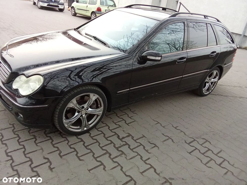 Mercedes-Benz Klasa C 320 CDI 7G-TRONIC Avantgarde DPF - 1