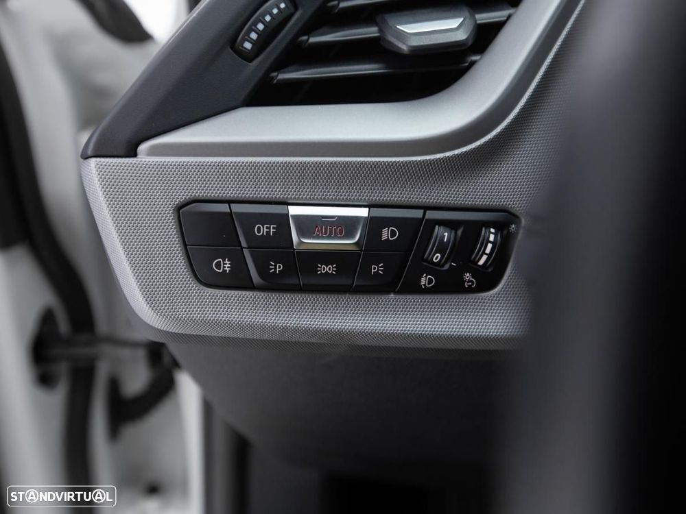 BMW 116 d Auto - 15