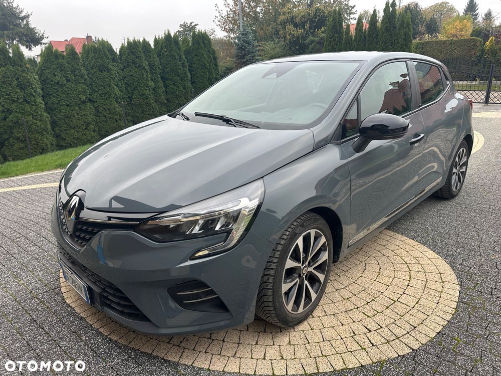 Renault Clio - 1